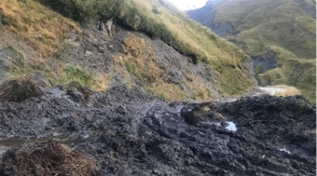 Skippers slip at Gorilla Rock