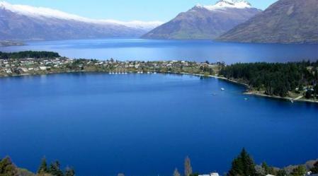 1_Lake_Wakatipu.jpg