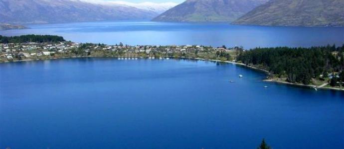 1_Lake_Wakatipu.jpg